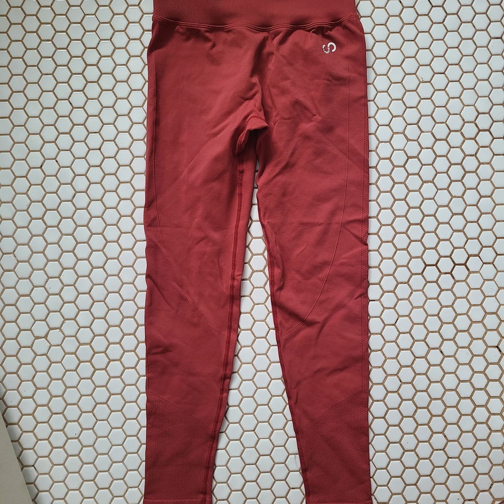 Women's Red Leggings - Picture 2 of 5